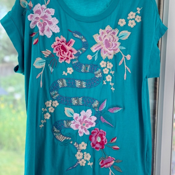 Johnny Was JWLA Edie Relaxed Embroidered T Sz S - Picture 2 of 3